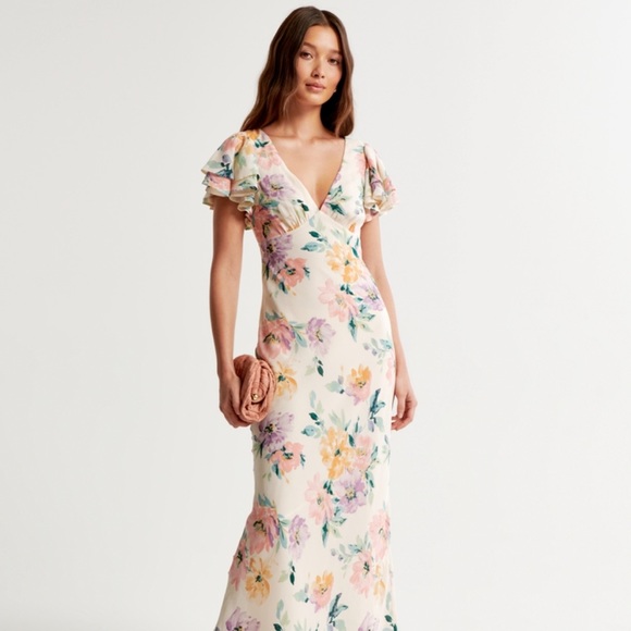 Abercrombie & Fitch Dresses & Skirts - Abercrombie & Fitch Ruffle Sleeve Slip Maxi Dress